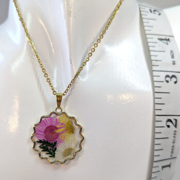 Real Dried Pink Yellow White Flowers Resin Round Necklace Gold - Image 3