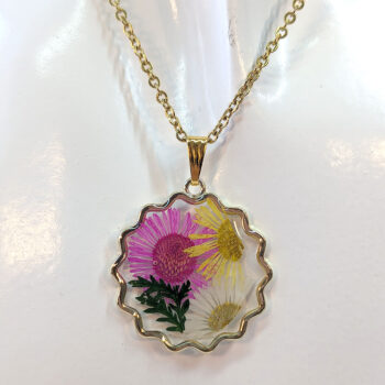 Real Dried Pink Yellow White Flowers Resin Round Necklace Gold - Image 2