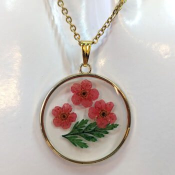 Real Dried Red Flowers Green Leaf Resin Round Necklace Gold