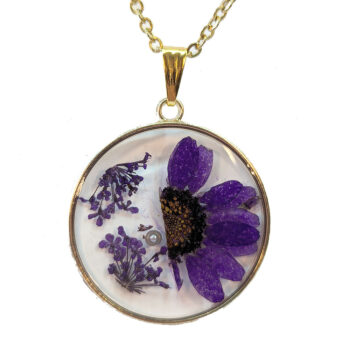 Real Dried Purple Flowers Daisy Pearl Resin Round Necklace Gold