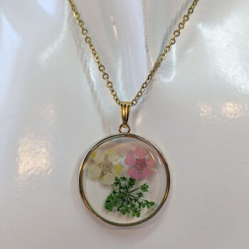 Real Dried Pink White Flowers Green Resin Round Necklace Gold - Image 3