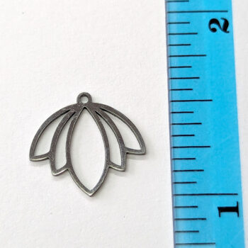 Stainless Steel Hollow Flower Pendant Silver - Image 2