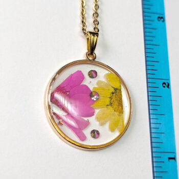 Real Dried Pink Yellow Flowers Resin Round Necklace Gold - Image 2