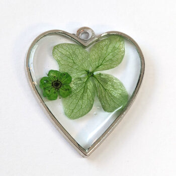 Heart Green Real Dried Flowers Resin Pendant