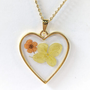 Heart Real Dried Yellow Daisy Flowers Resin Necklace