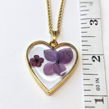 Heart Real Dried Purple Daisy Flowers Resin Necklace - Image 3