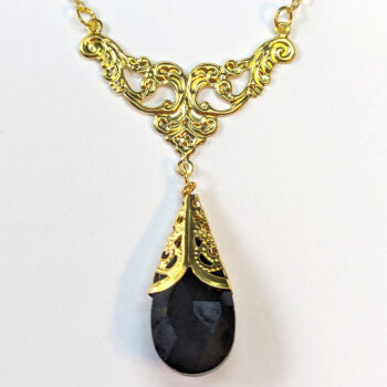 Gold Black Teardrop Crystal Drop Vintage Style Necklace - Image 3