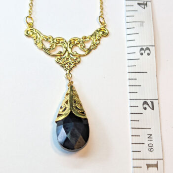 Gold Black Teardrop Crystal Drop Vintage Style Necklace - Image 2