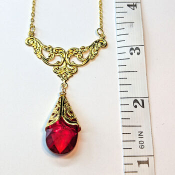 Gold Red Teardrop Crystal Drop Vintage Style Necklace - Image 2