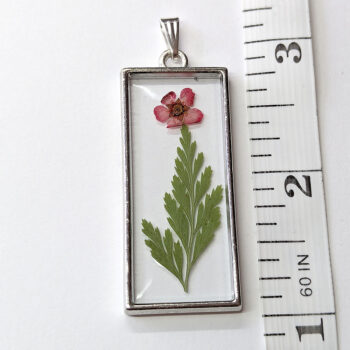 Rectangle Real Dried Green Furn Red Flower Resin Pendant - Image 2