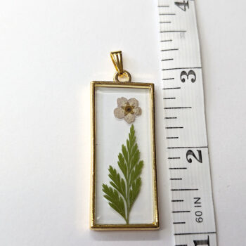 Rectangle Real Dried Green Furn Cream Flower Resin Pendant - Image 2