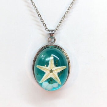 Oval Ocean Scene Real Starfish Blue Resin Pendant Silver Necklace