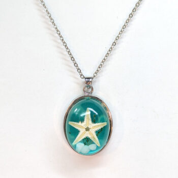 Oval Ocean Scene Real Starfish Blue Resin Pendant Silver Necklace - Image 4