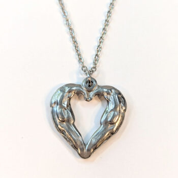 Stainless Steel Textured Chunky Heart Pendant Silver Necklace - Image 3