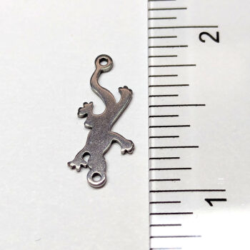 Stainless Steel Delicate Solid Gecko Lizard Connector Charm Silver - Image 2