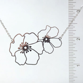 Stainless Steel Large Hollow Connector Flowers Silver Necklace - Image 2