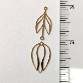 Hollow Tulip Flower Pendant KC Gold - Image 3