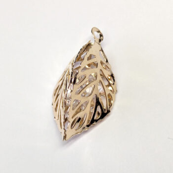 KC Gold Three Sided Filigree Leaf Charm - Image 3