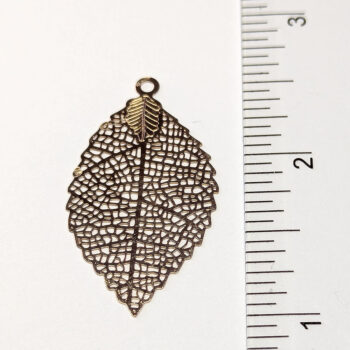 KC Gold Hollow Delicate Filigree Leaf Pendant - Image 2