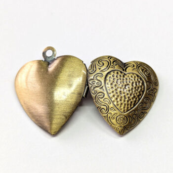 Antique Bronze Decorative Heart Locket Pendant - Image 3