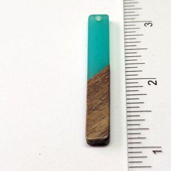 Green Long Rectangle Resin Wood Pendant - Image 2