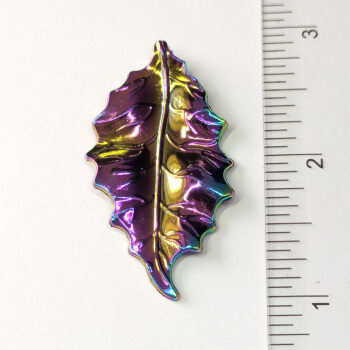 Detailed Leaf Pendant Rainbow - Image 2