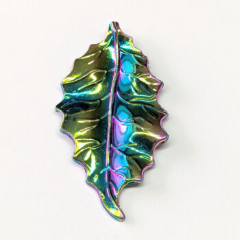 Detailed Leaf Pendant Rainbow - Image 4