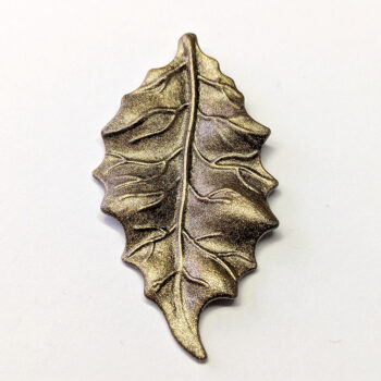 Detailed Leaf Pendant Antique Bronze