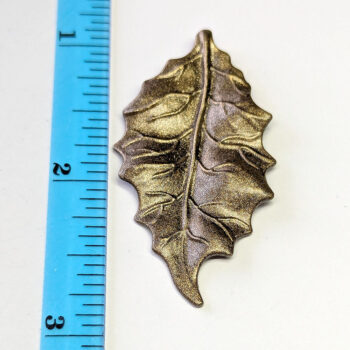 Detailed Leaf Pendant Antique Bronze - Image 2
