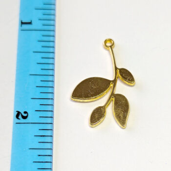 Modern Branch Leaves Leaf Pendant Gold - Image 2