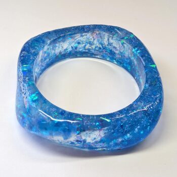 Chunky Irregular Sequins Slip-on Bangle Resin Bracelets - Image 8
