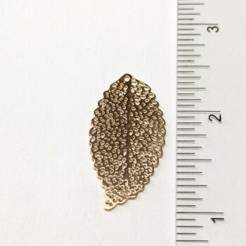 KC Gold Lightweight Circles Filigree Leaf Pendant - Image 2