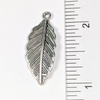 Detailed Oval Leaf Pendant Antique Silver - Image 2